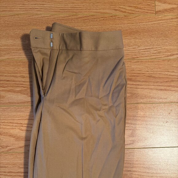 Talbots beige pant - Picture 2 of 2